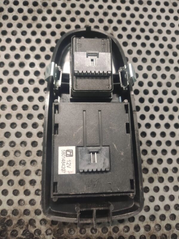 4d8b3b4df7cabf08097f23ee89111932