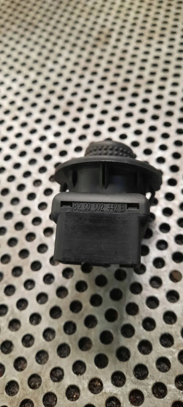 d81f5f32f7da56f87fbcd5f974194cf0