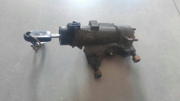 7864d401e59ee26a4ca38bb373d2a0b8