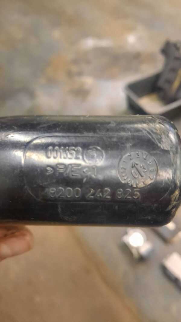 37fe75c8fecbd09af9995742d61ae337