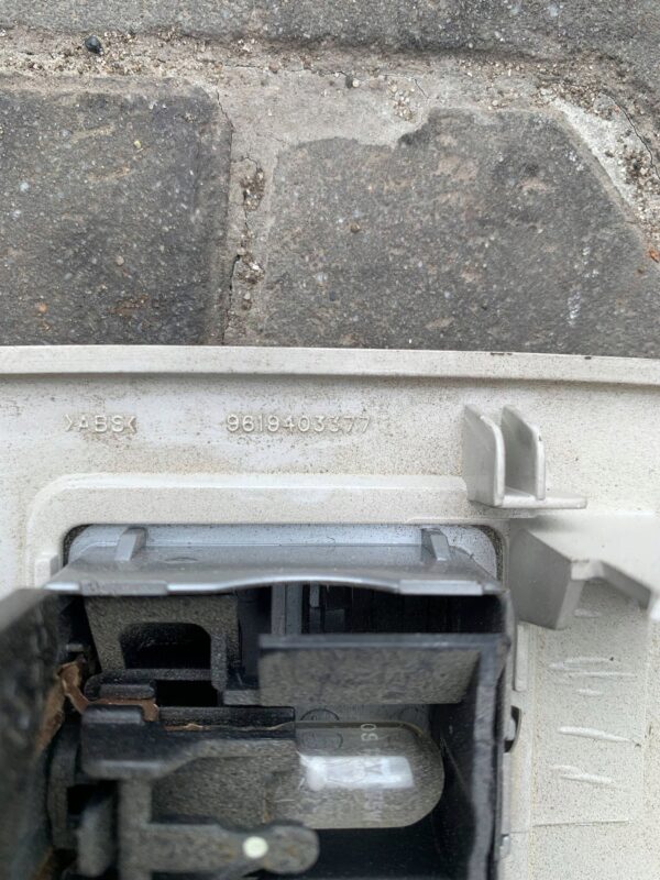 8aa2857cd09a9362585042f21bf7e3ff