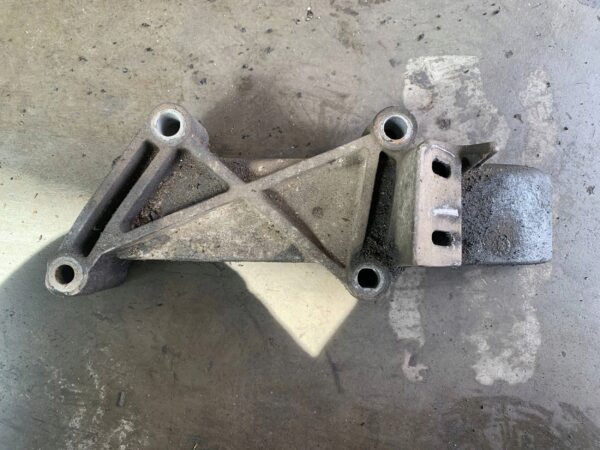 0e3af143e86777a6102cd132844b7947