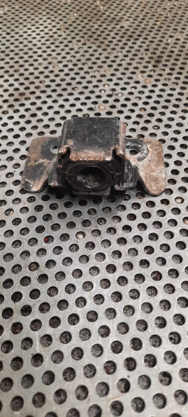 7f6c557b8818c30fc6fab9fa08626c4e