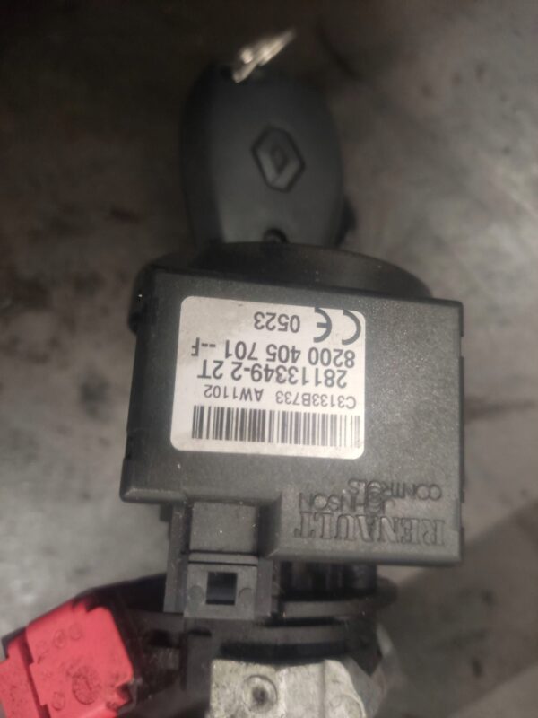 c15ad80f83eb214655bf882cb258f07d