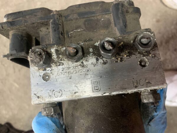 8728664097bf34046d2ac1c410fd3a23