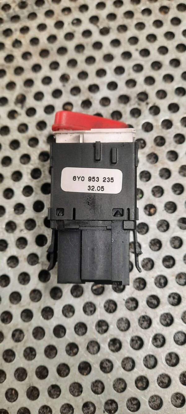 9ab3123e920965bb96b5b657dcf2cc96