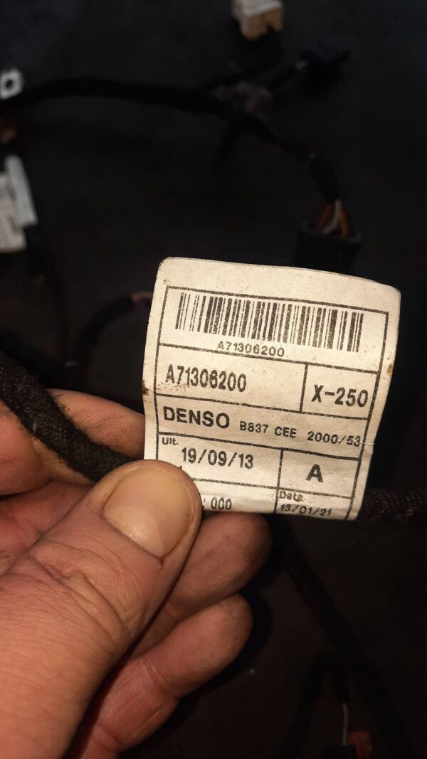 7b0f62b3eba32f78167f4ed21a19c3c6