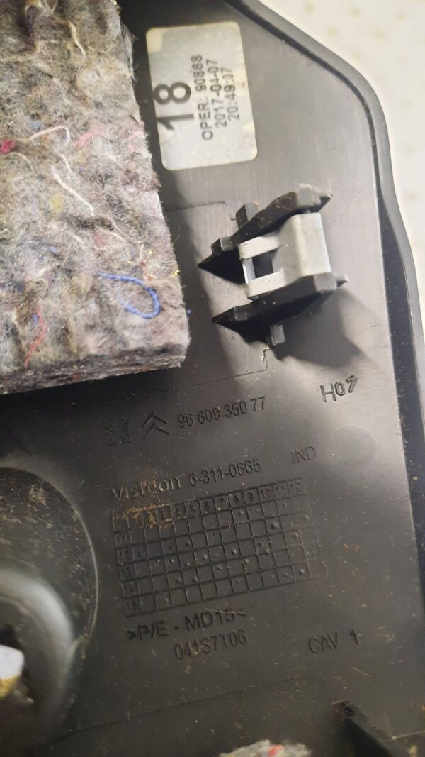 04c5e6125cf4413b64d873c2152ef197