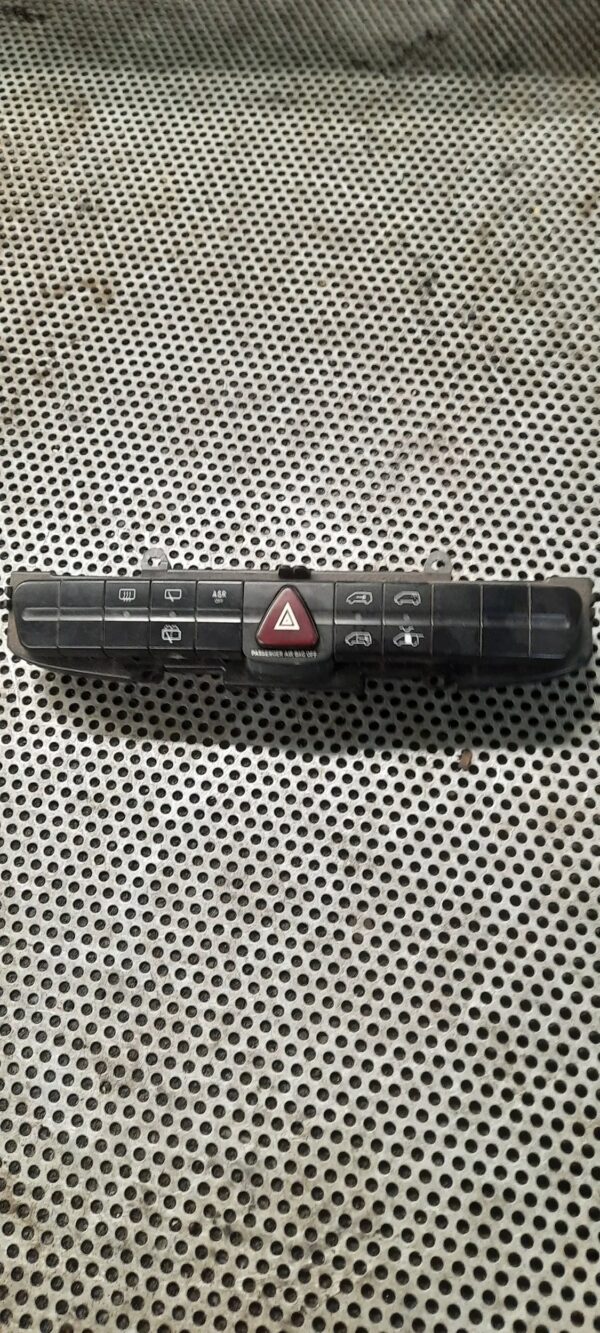 24a1bb747189291f8fa01ccee61e588b