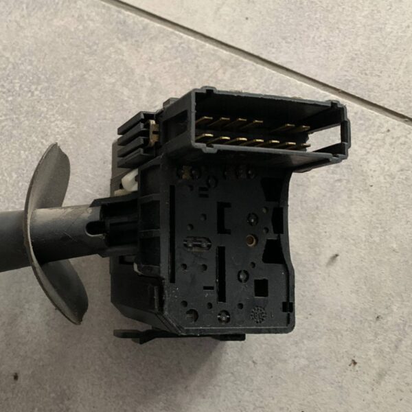 4abb922f8590f4165b495acb3f8fc09c