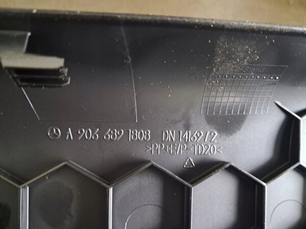 020357523fcb433a5730c8ee8c549f9c