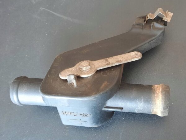 636809c99d8f4917a2c0d3b21c117bdc