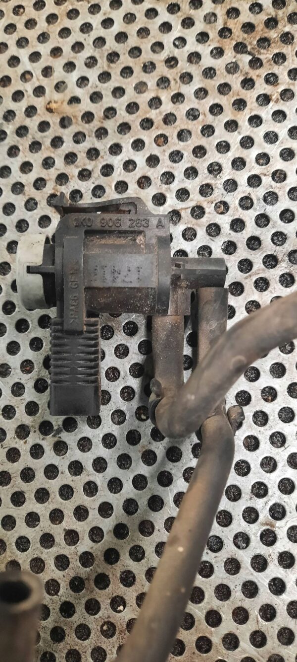 ac96556132a5cb59e5b253986ce06ff9