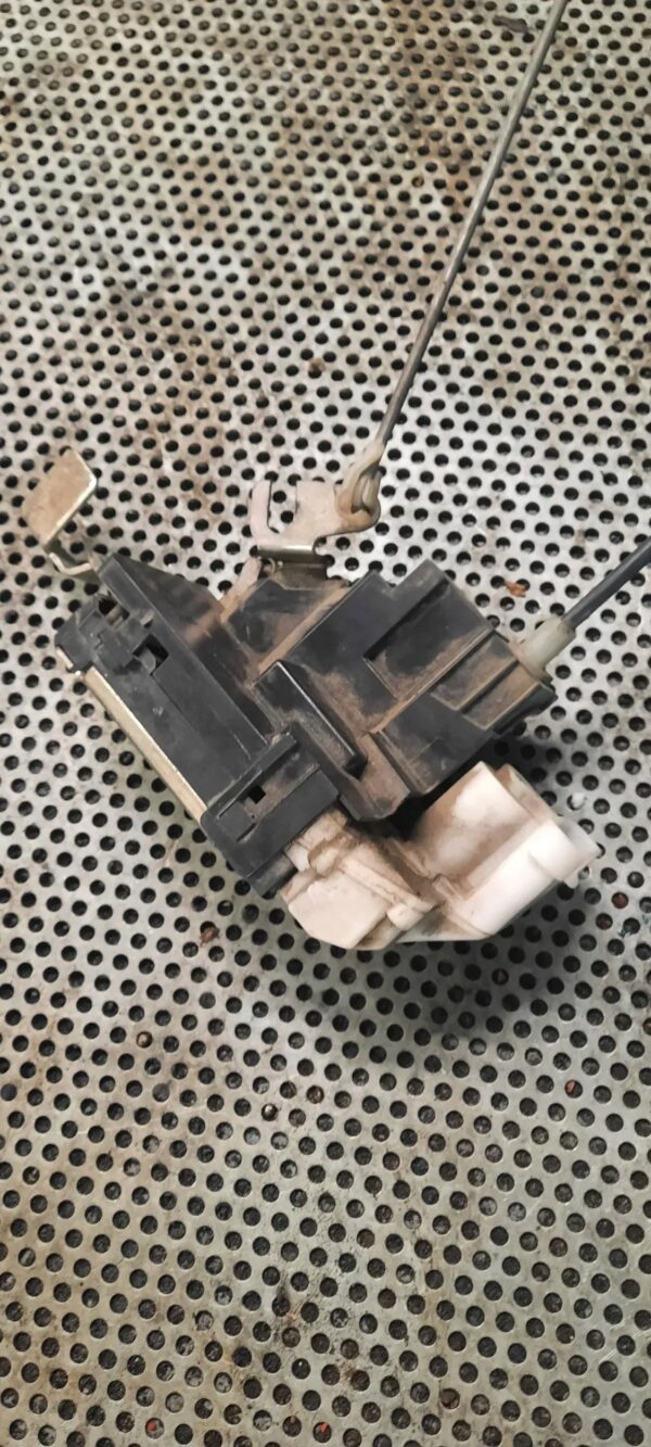 9d6d02270beeb9924bd7a3a9c06f99b9