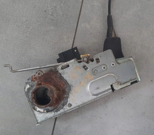 4e798ee9f664b1c6b691430cd5d47c03