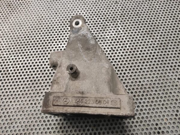 48ef5cd00bfa559d44f79777e0cd0930