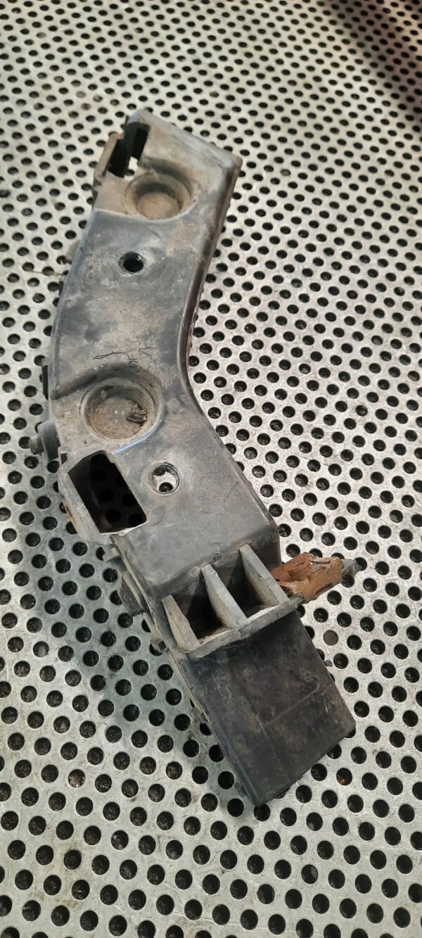 24558f4cc87422f029141b9b36203a17