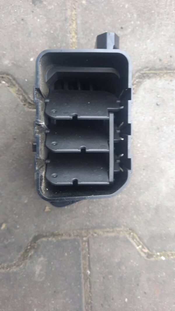 d49584c74c95f8ce41ae921286013115