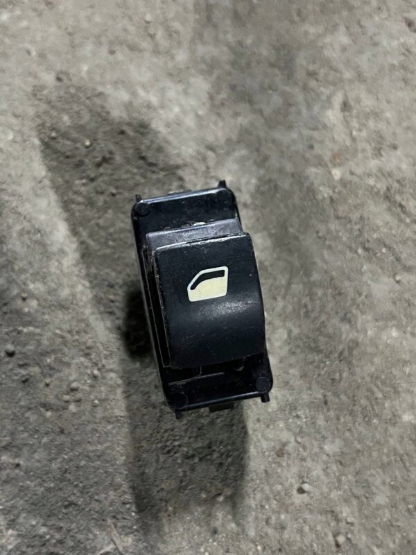 43a17daed726e8e095e18933fe4277e6