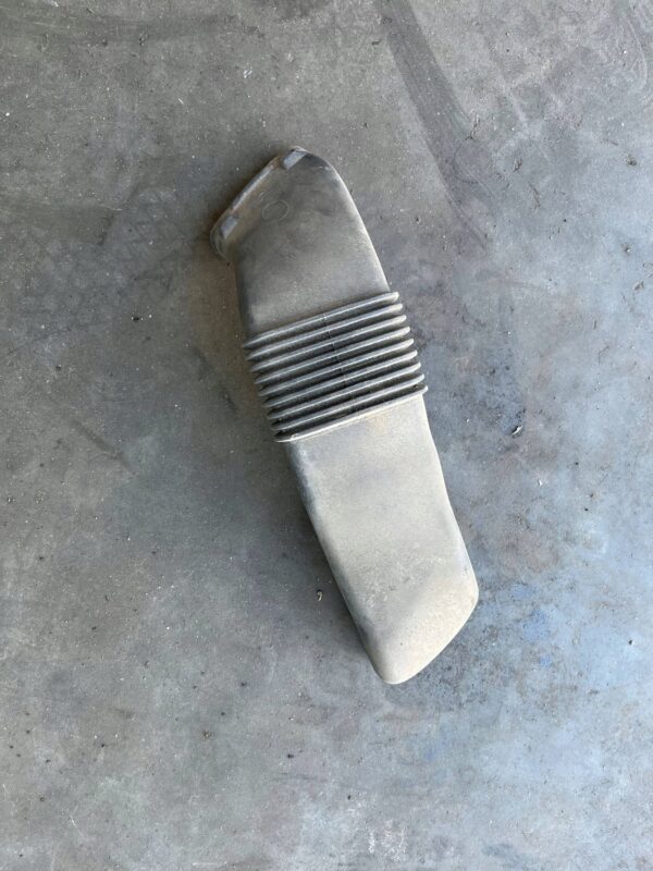 b1d805b99d5493f9b5d2119b9400fba2