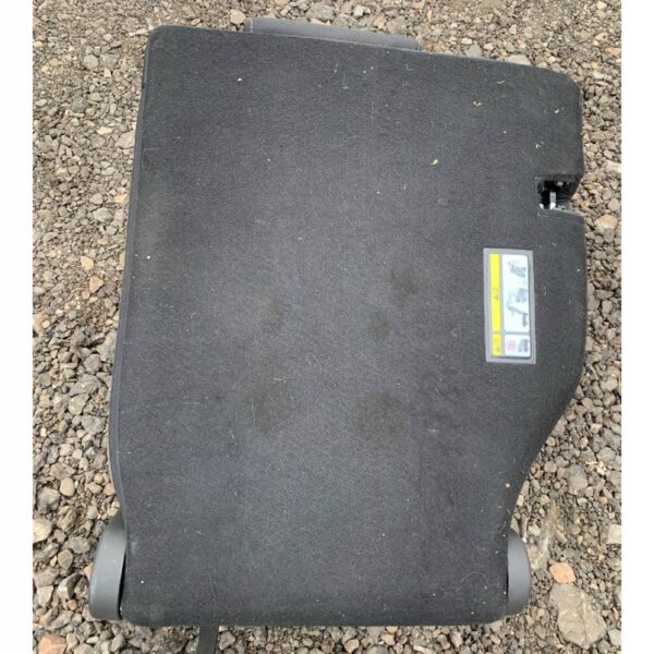 60489a652fbcdb38e3e14a67b027b51c