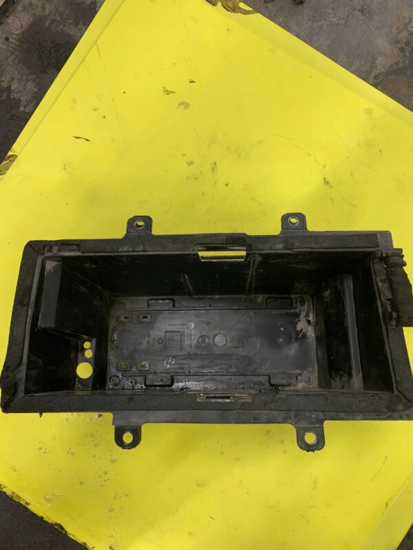 701ac8837e240815b8b063d005b179a3