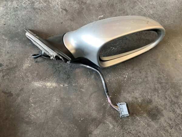 6dad8635d4fba12c1f4a3f494d297ff3