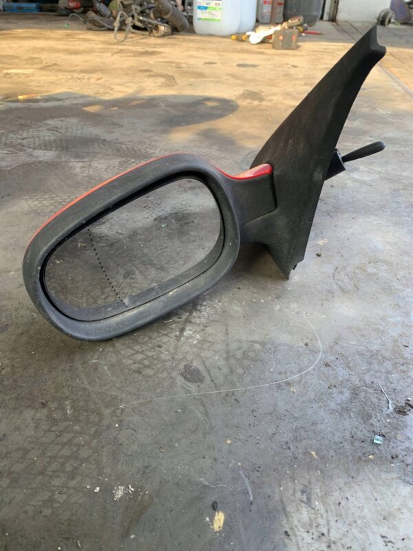 77ba8f28e9e4689ad7f176f3e90c092b