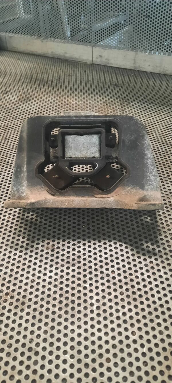 92b4bd52789c079f3065043aaeebf3f3