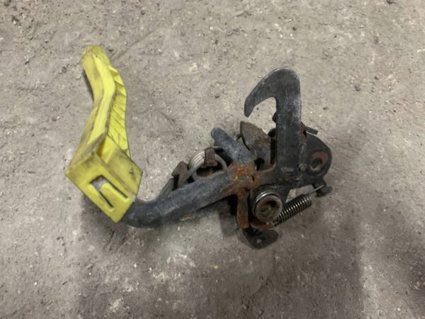 27daf2848a24314f0cf654059916eb44