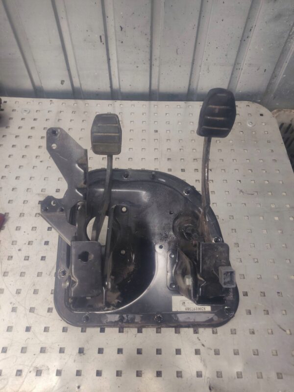 a7d819eb79dac2acd71642fdea145b99