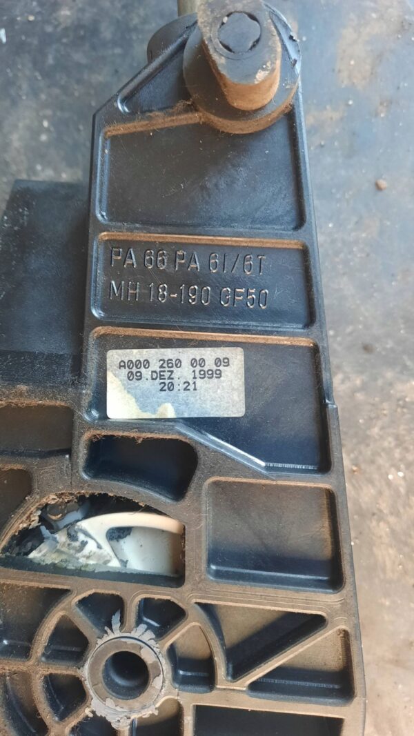 5aaab9c0a8bebb99ea9cee5b618b7eff