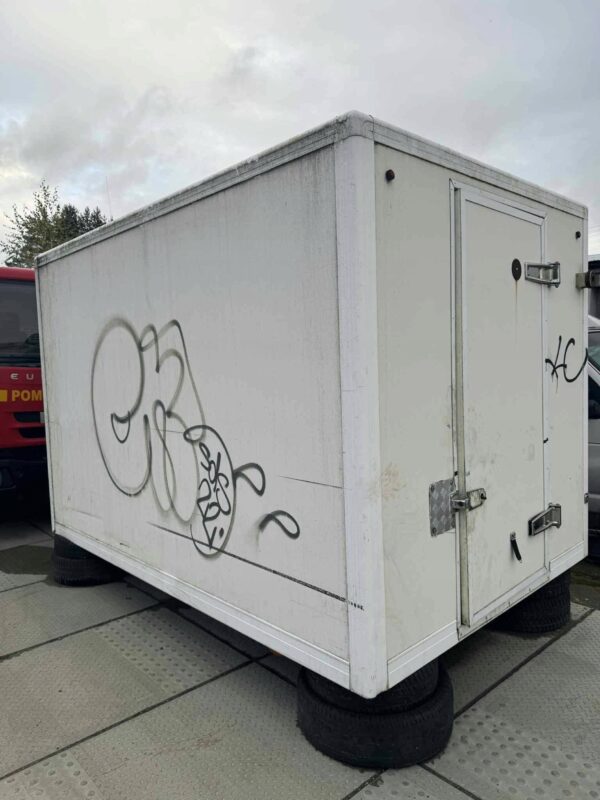 a9e81edce152af9fcf6a04ea4aa45acc