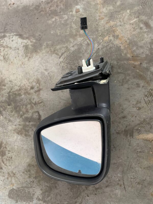 9e73cb508a0688adbb263d81a8cb5197