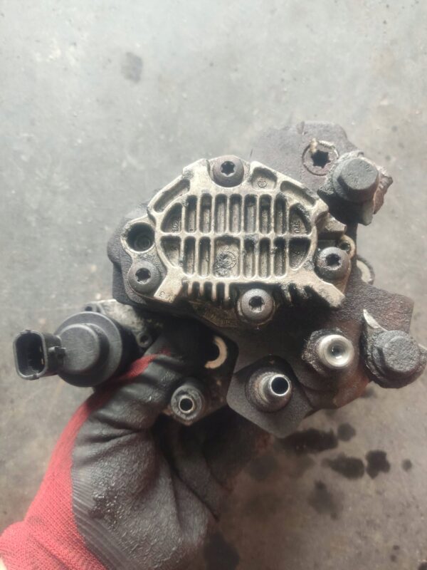 ed500f5c1c5396e633c32106fac6396d