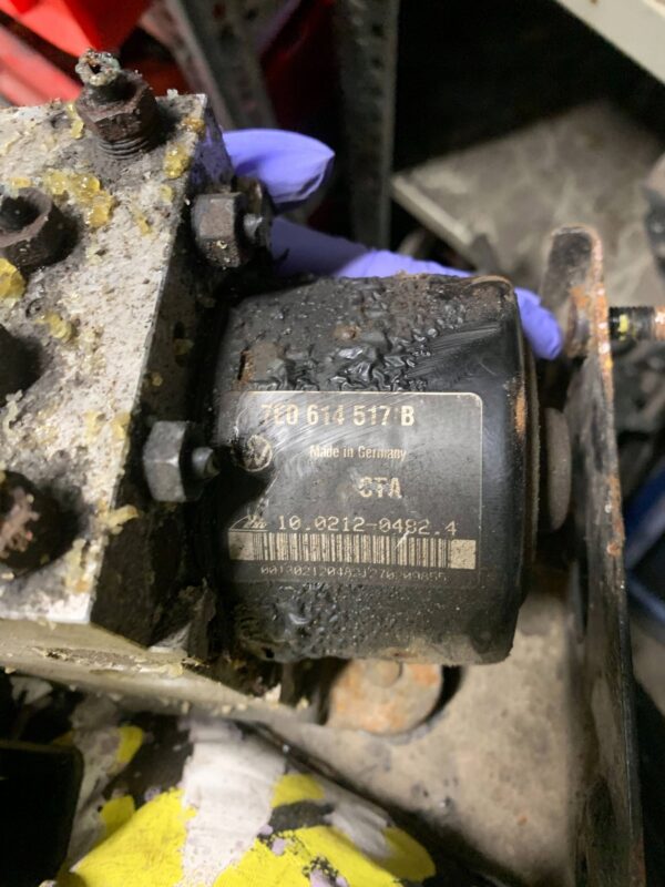 099162132d1946d465195f425aede4e4