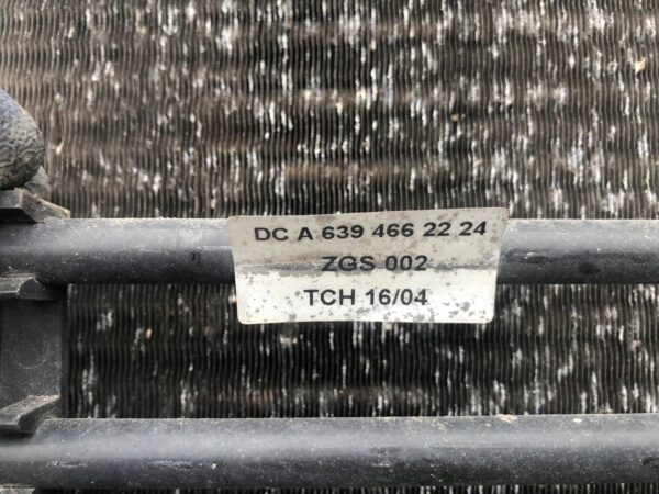 070b44368da14bb0173dfbb456bfb4d5