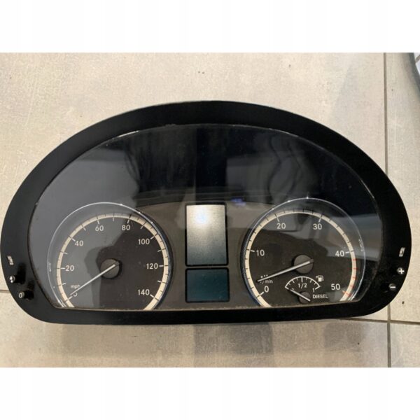 8eafab6fa18947715bd26c935616e3be