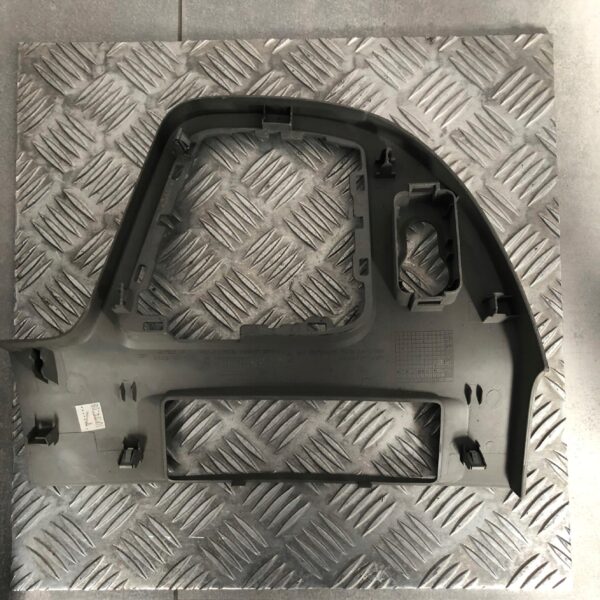 020a9a415695d0f38e72d618b22956e9