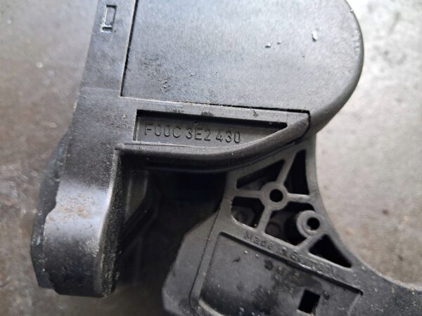 ec2cbcef4c91869d18cb38c663a80c5e