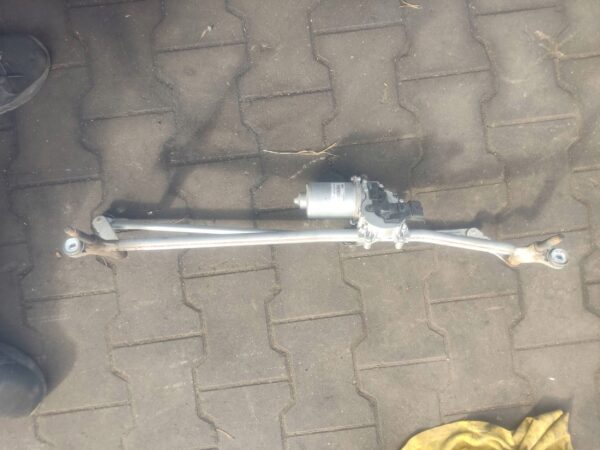 b46538e3f013e6b1f2e76f76b3f82870