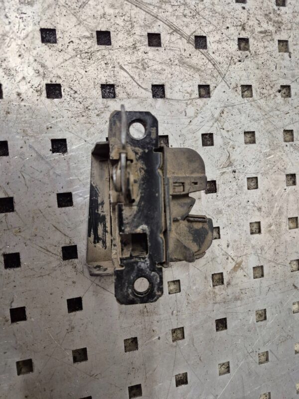 a9ff73d0cbfe062ba7a555793468daeb