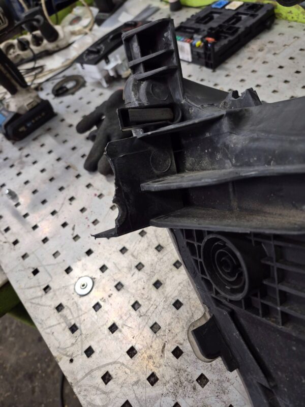 d0ceca4b2ec2bd0745ef18f5ec0fe4db