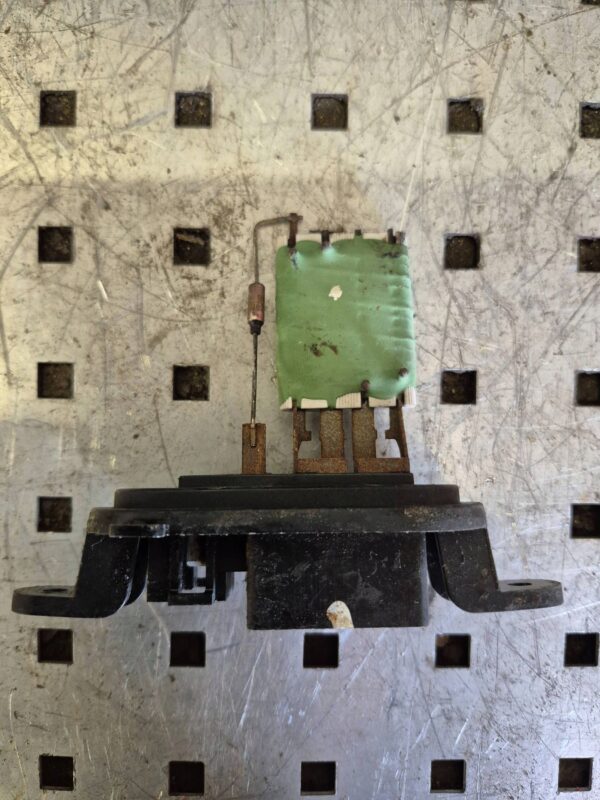 9b0fd4bc396c26ca389607ee0ef3b4f3