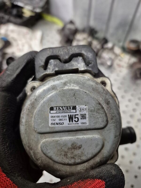 b820164182db34309a2a46cbb815a6a6