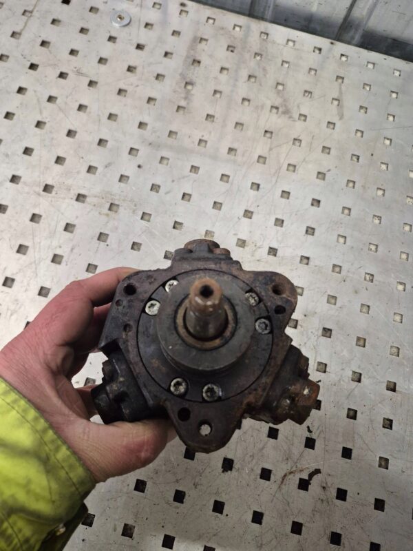 c6000c85f951d9bb90e83823d2f532e7