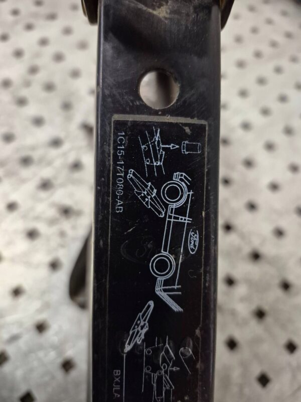 55bf1880496bb4484d395d93e883fe43