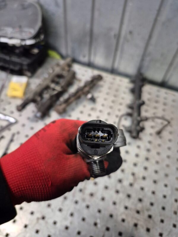 8d140f89e1003f6fd91a4f37e495ec2c