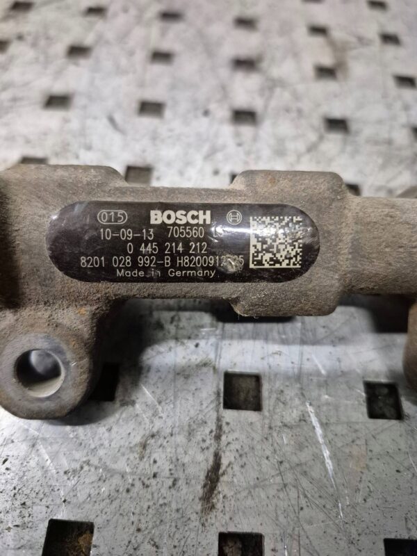 9a885c2bf536528975cbb40ca79c9a2b