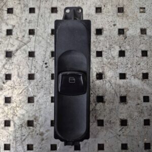 e7f4dda191d953f3d3f6bd1995260e25